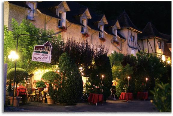 Hostellerie Belle Rive Gagnac-sur-Cere Екстер'єр фото